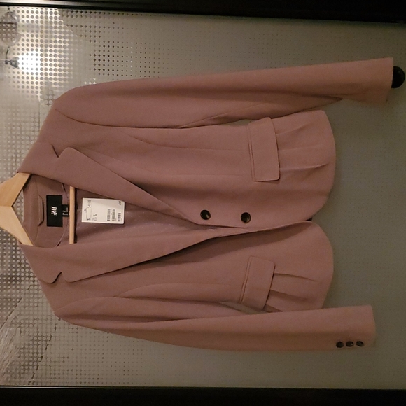 Jacket - Picture 1 of 2